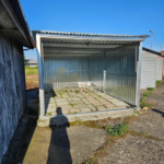 Garaż standardowy 3m x 5m ocynk z bramą uchylną - obrazek 5