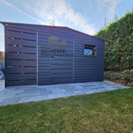 Schowek ogrodowy 4,25m x 3,40m